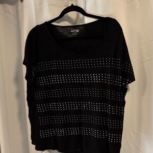 Apt. 9 Black Short Sleeve Top with Silver Accents
